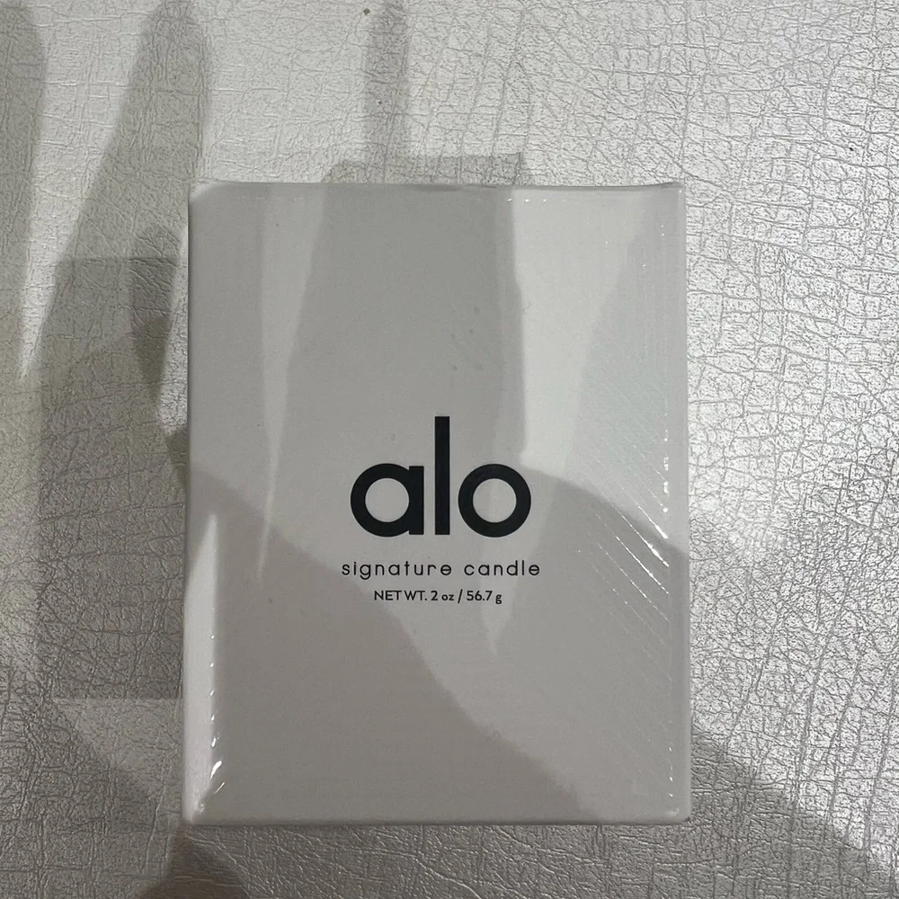 ALO signature candle 2oz